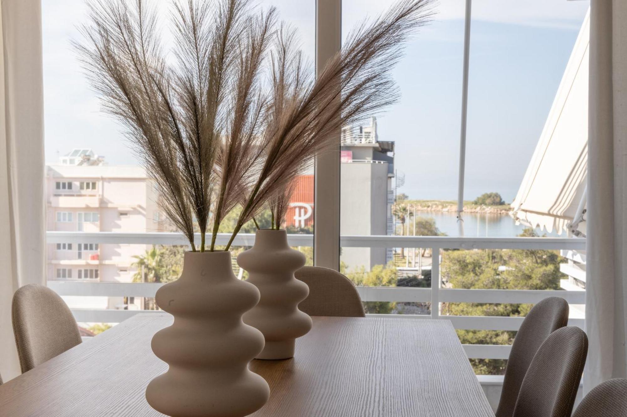 Luxurious 3-Bedroom Seaside Retreat Fully Renovated In 2025 Athena Bagian luar foto